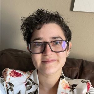 Meet your Posher, Rene